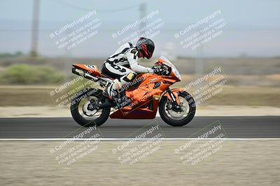 media/Apr-18-2025-TrackDaz (Fri) [[45f5874c44]]/C Group/Session 1 (Turn 7)/